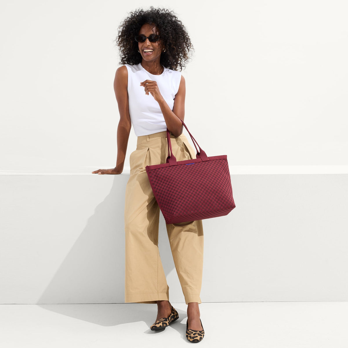 The Lightweight Zipper Tote in Cabernet Check | Rothys Bags