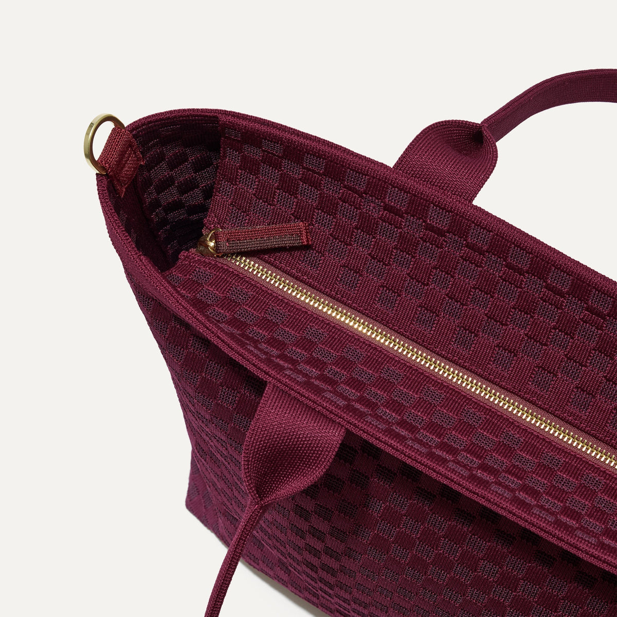 The Lightweight Zipper Tote in Cabernet Check | Rothys Bags