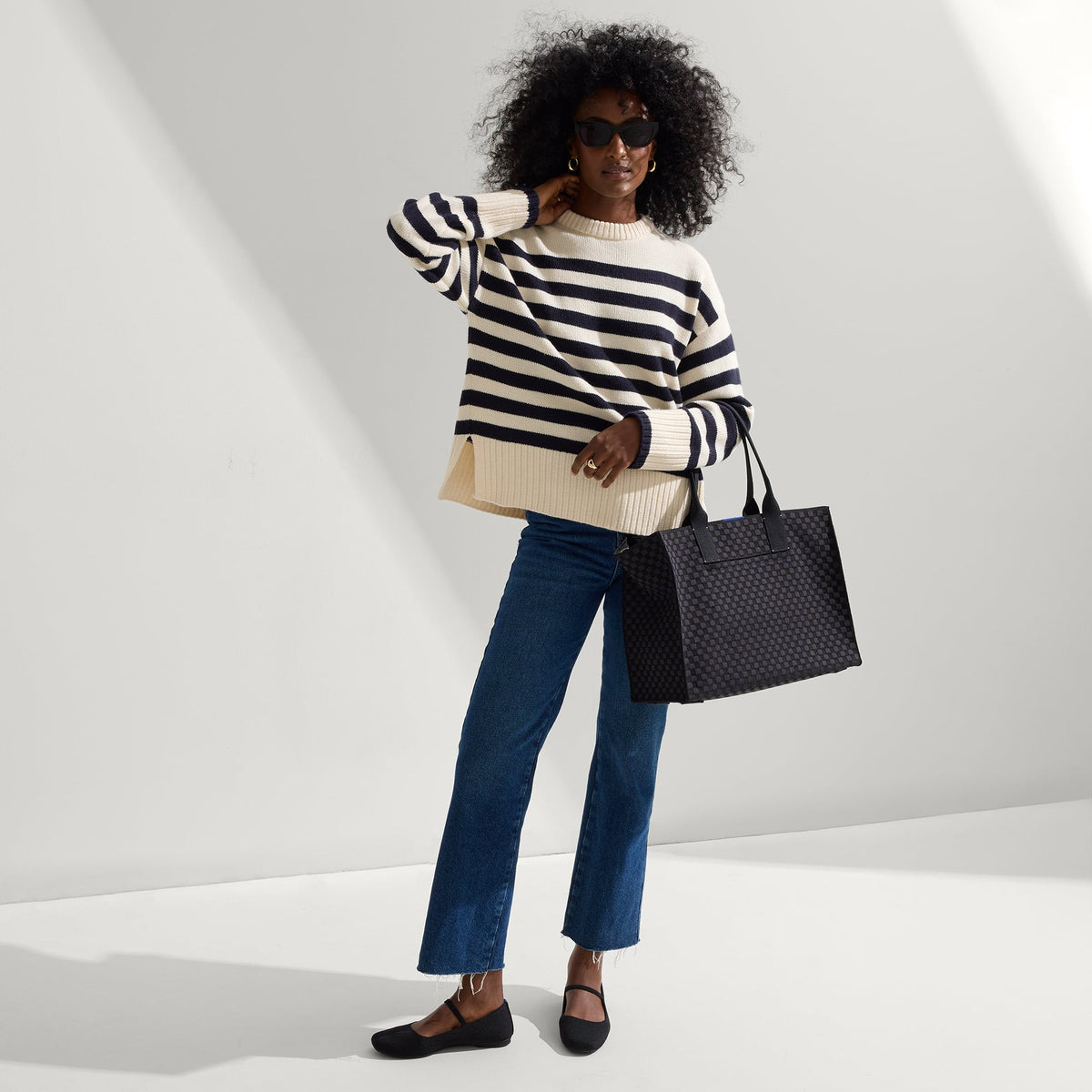 The Classic Tote in Black Sand | Rothys Bags