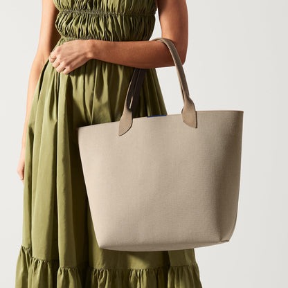 The Lightweight Tote in Soft Sesame | Rothys Bags