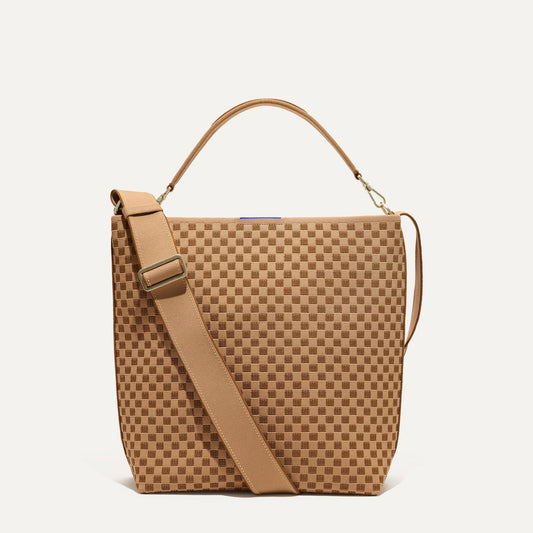 The Bucket Bag in Hazelnut | Rothys Bags