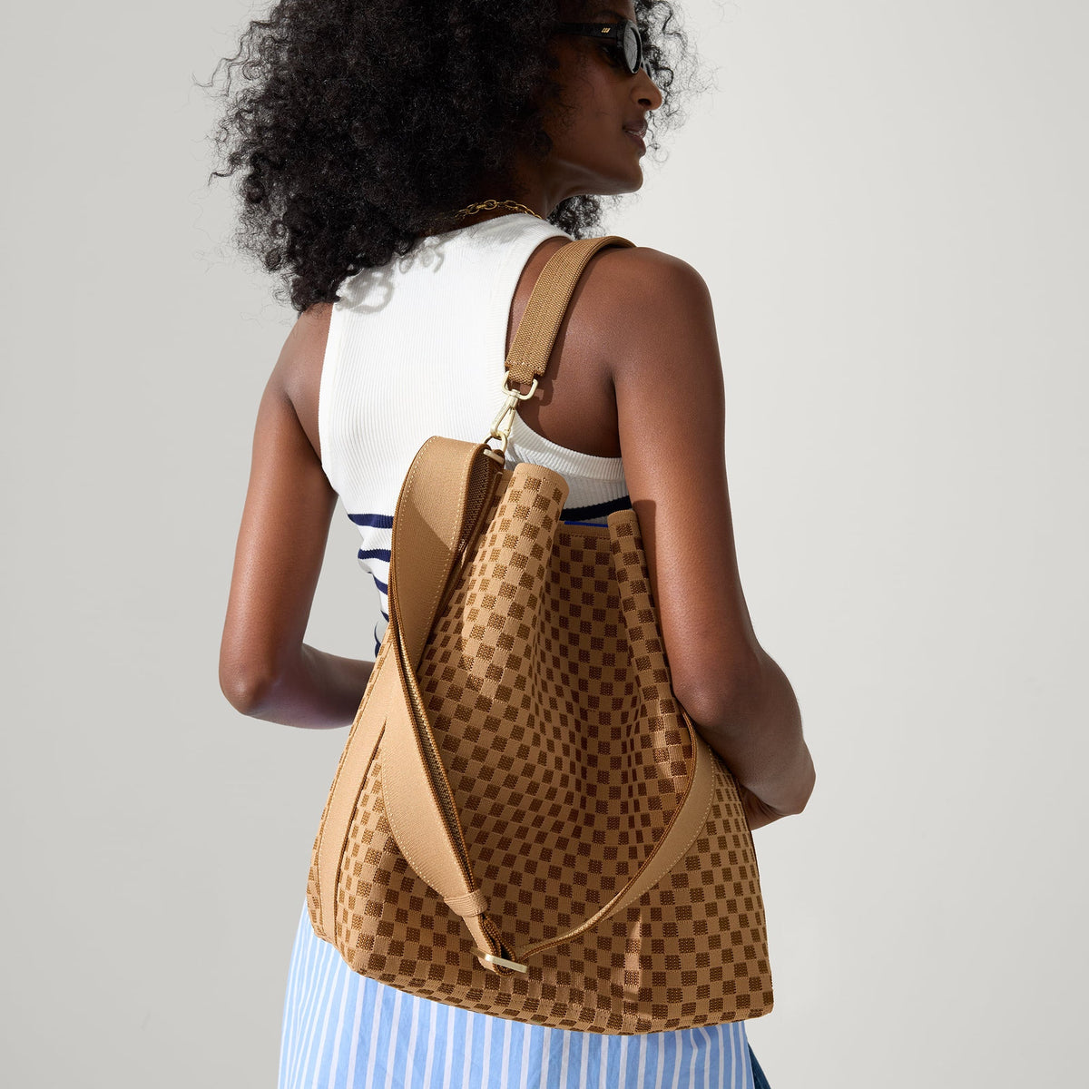 The Bucket Bag in Hazelnut | Rothys Bags