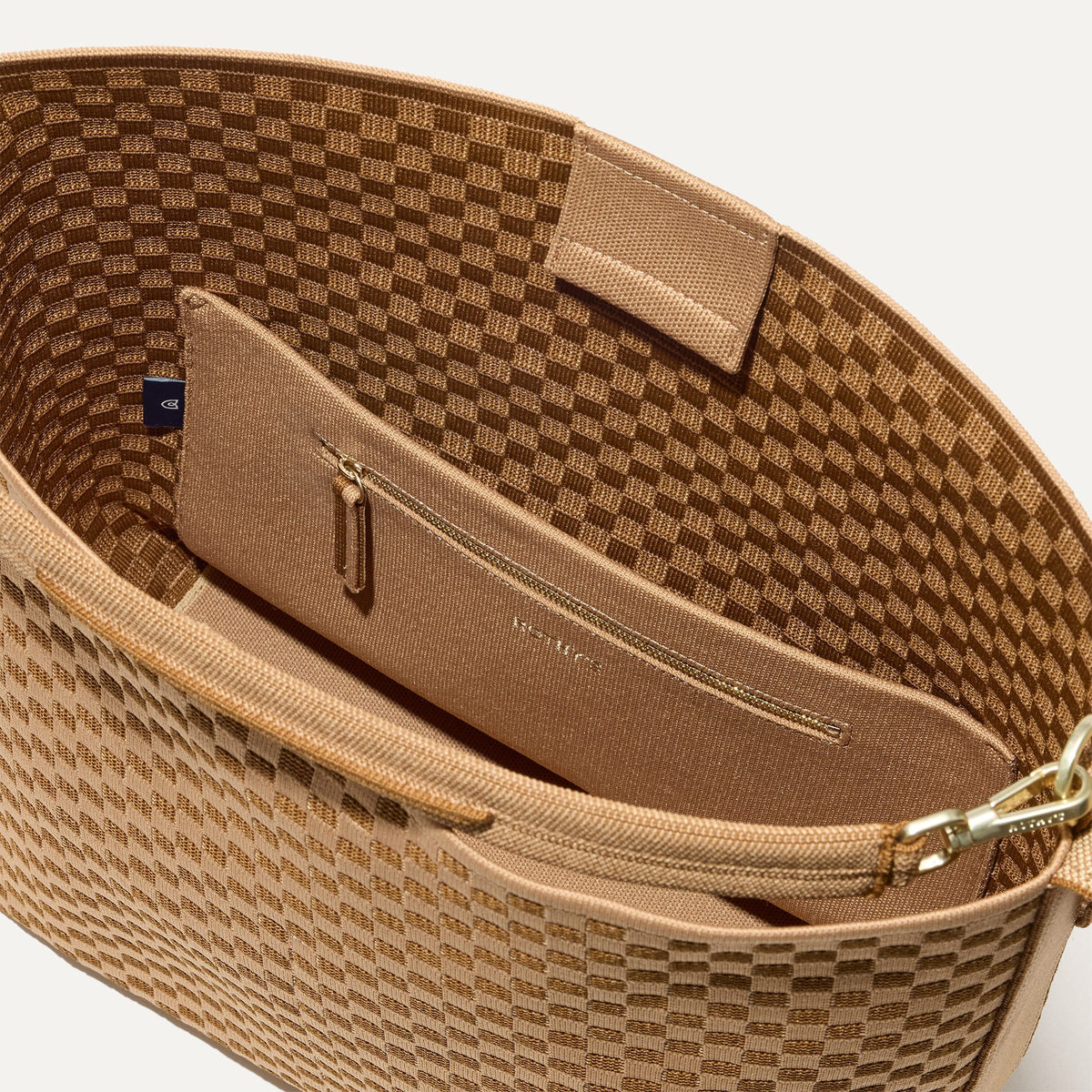 The Bucket Bag in Hazelnut | Rothys Bags