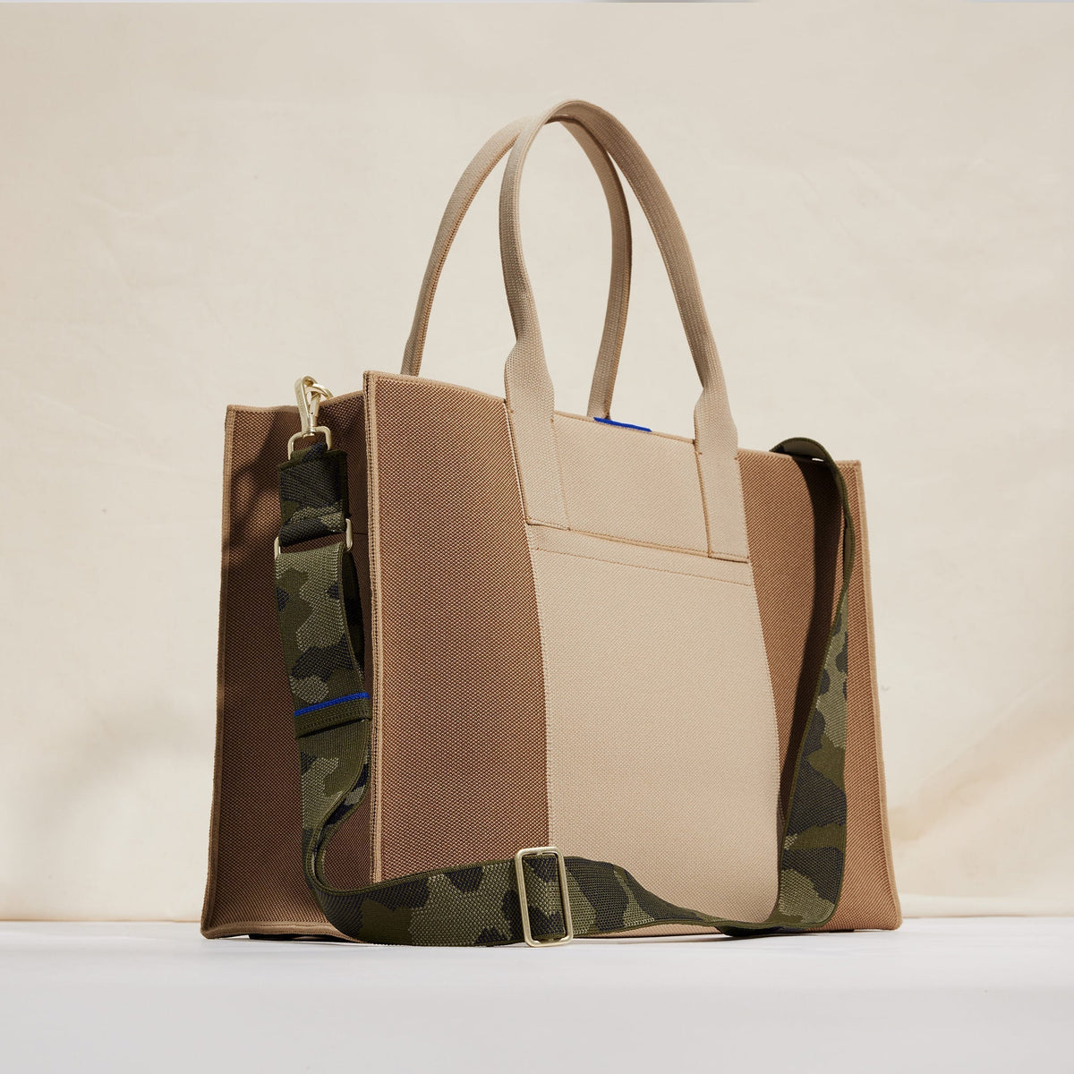 Crossbody Strap in Spruce Camo | Rothys Bags