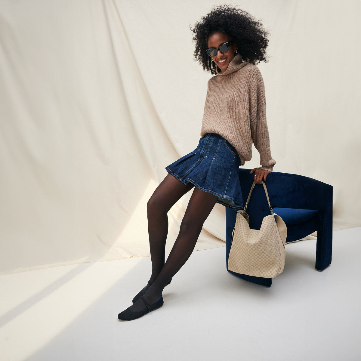 The Bucket Bag in Knot Brown | Rothys Bags