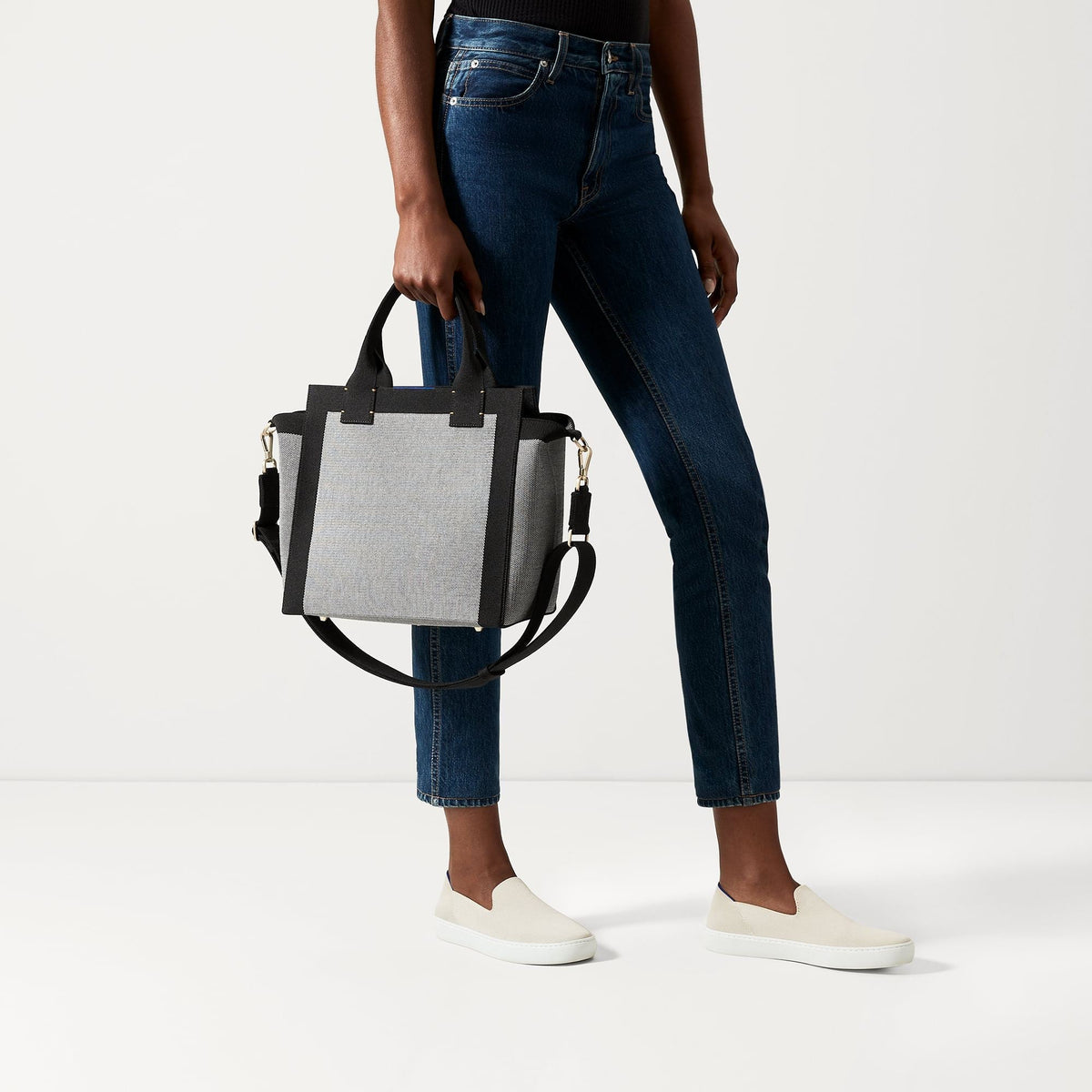 The Handbag in Grey Mist | Rothys Bags