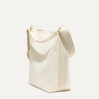 The Bucket Bag in White Sand | Rothys Bags
