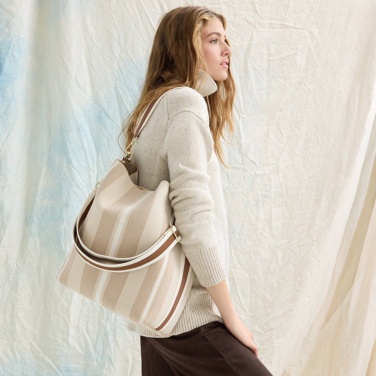 The Bucket Bag in Oat Latte | Rothys Bags