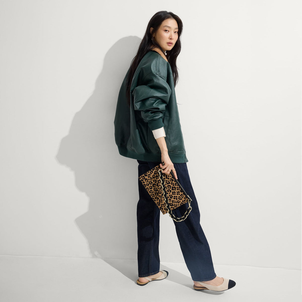 The Convertible Clutch in Toasty Cat | Rothys Bags