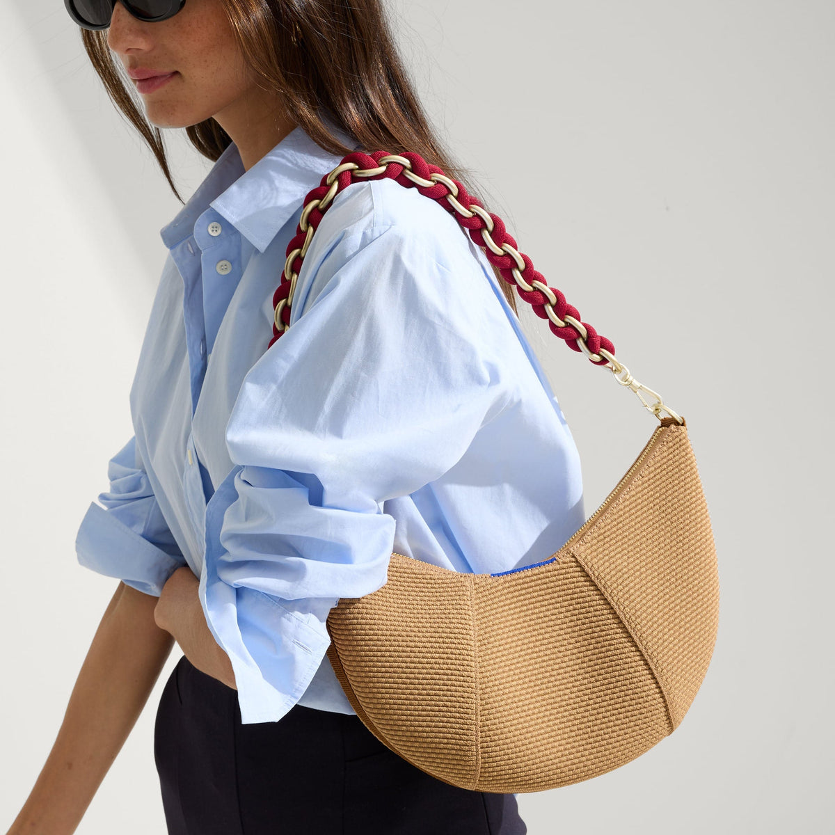 The Shoulder Strap in Cranberry Chain | Rothys Bags