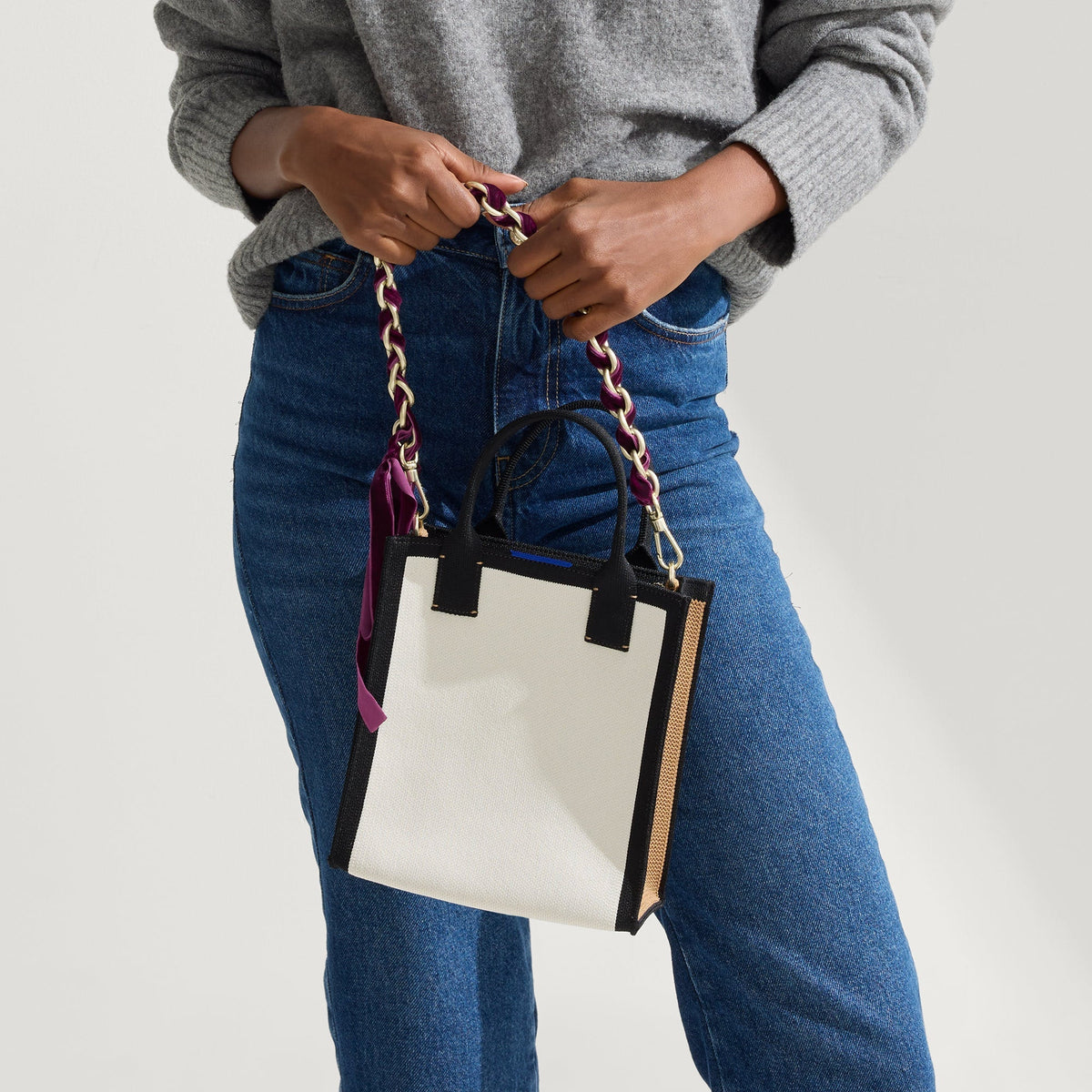 The Shoulder Strap in Velvet Plum Chain | Rothys Bags