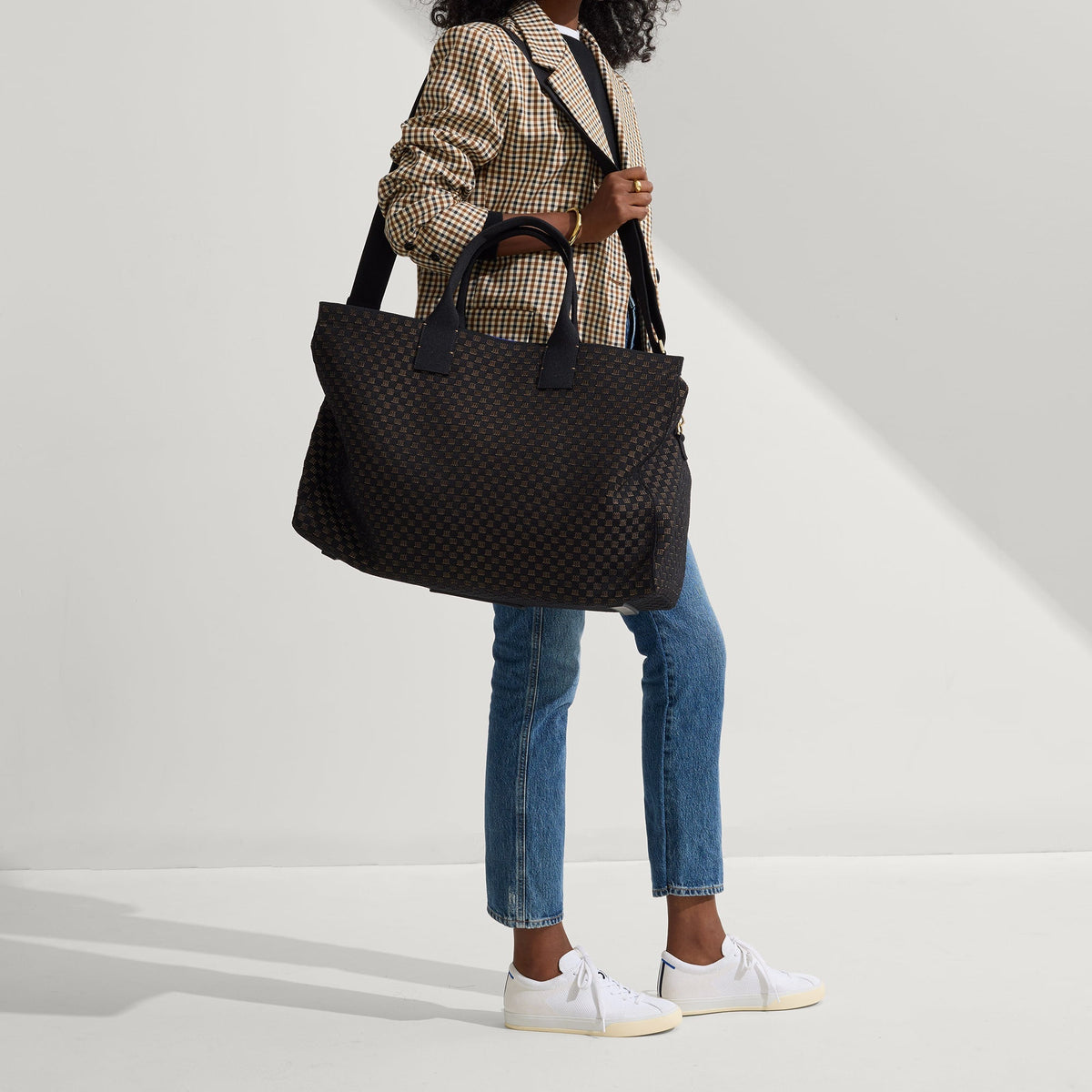 The Weekender in Night Song | Rothys Bags