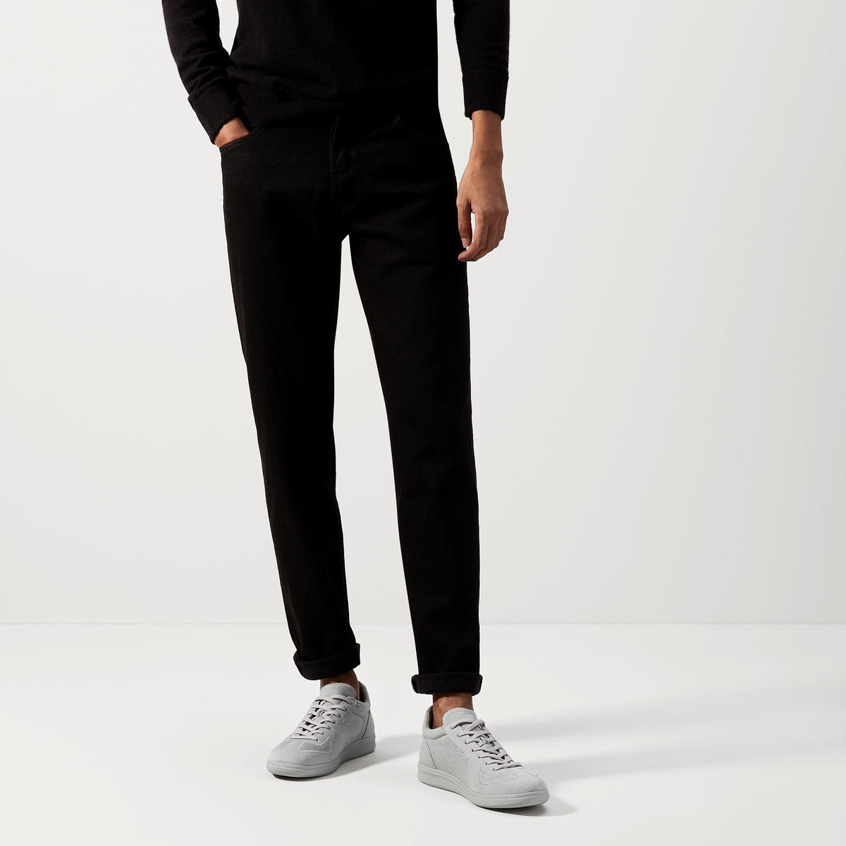 The RS01 Sneaker in Light Grey | Rothys Men