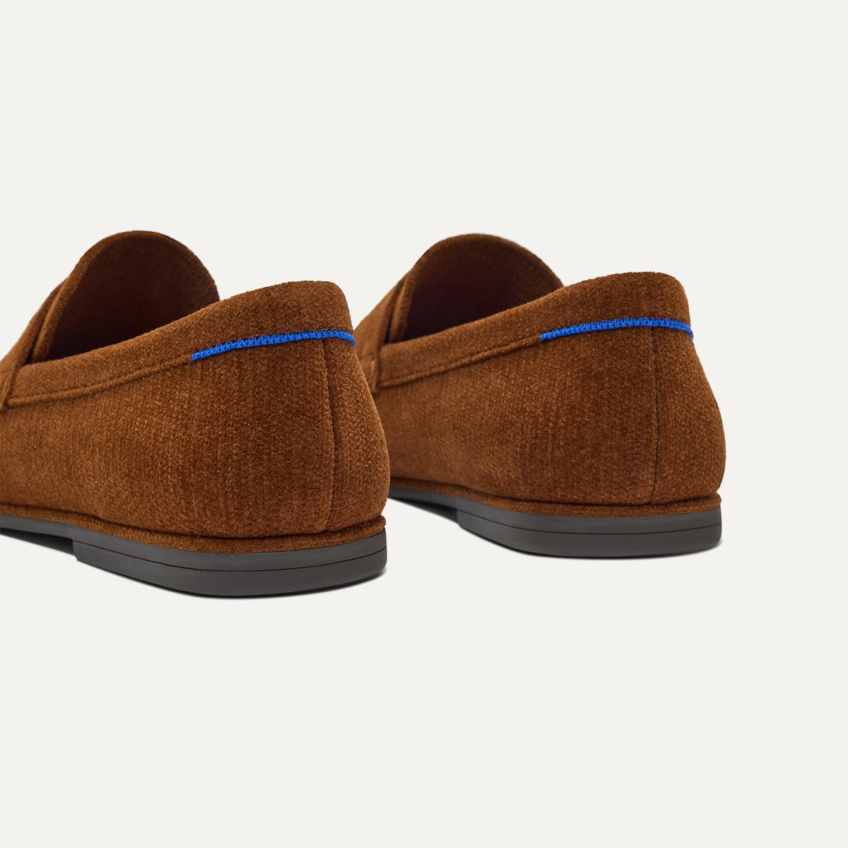 Men's Ravello Penny Loafer in ReVelvet™ Russet | Rothys Men