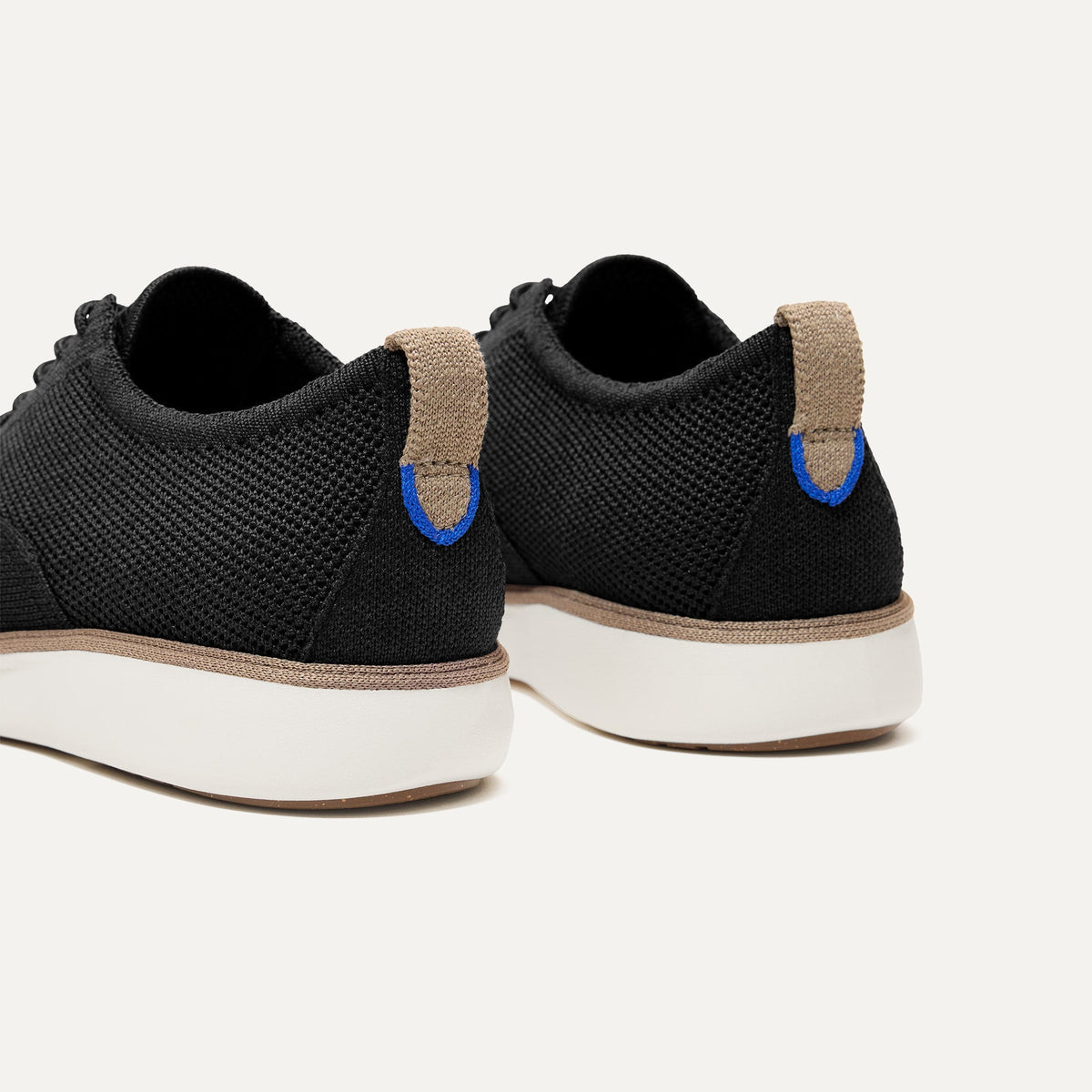 The Oxford in Black | Rothys Men