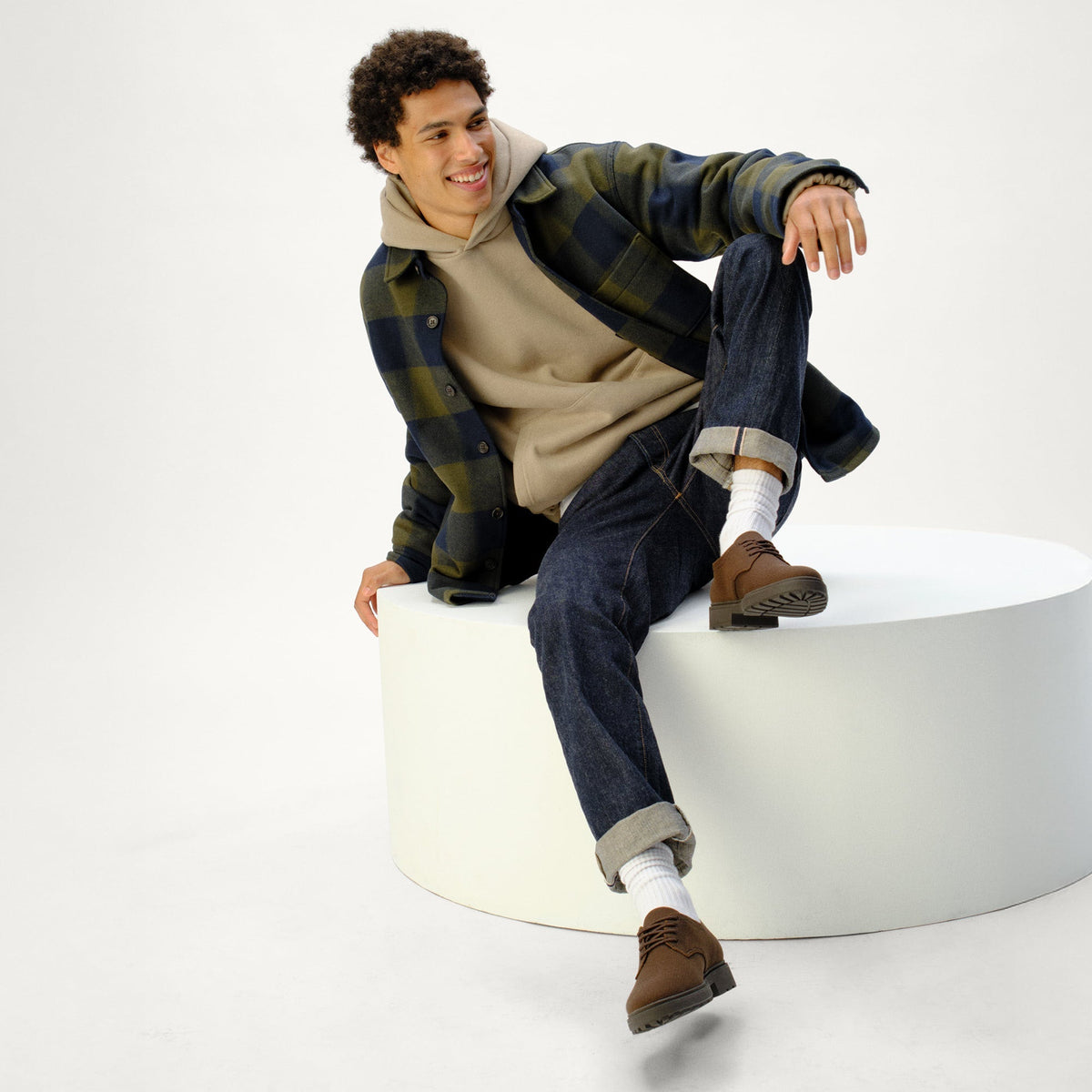 The Lug Oxford in Dark Chocolate | Rothys Men