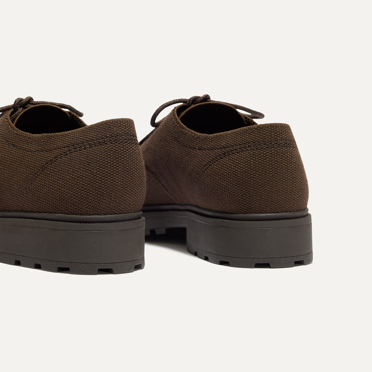 The Lug Oxford in Dark Chocolate | Rothys Men