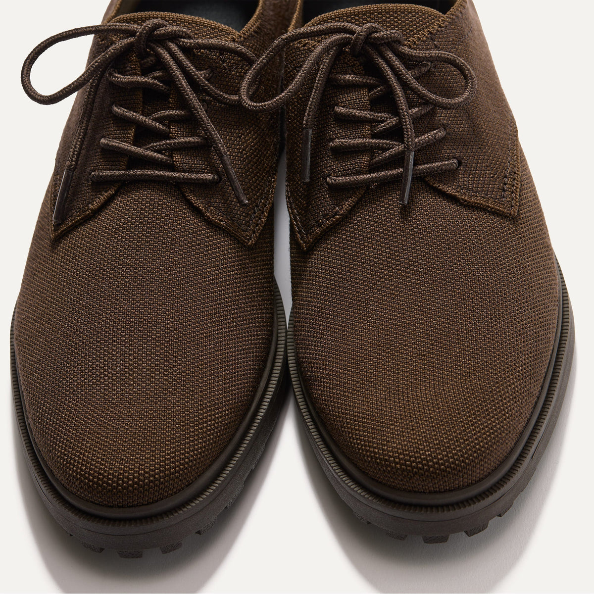 The Lug Oxford in Dark Chocolate | Rothys Men