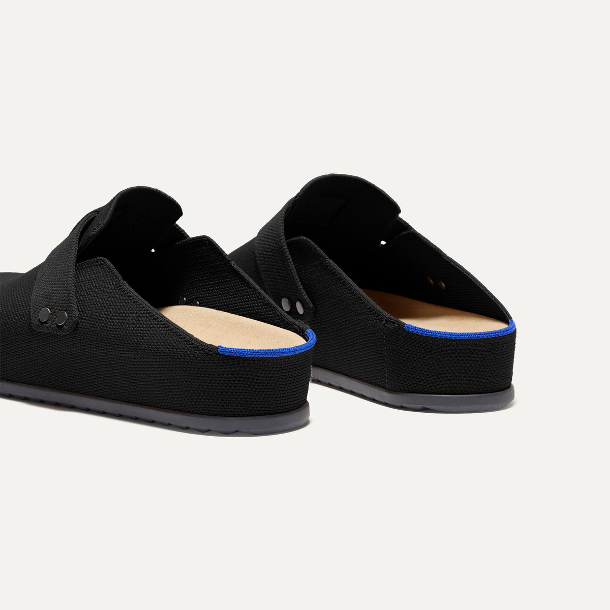 The Men's Clog in Soft Black | Rothys Men