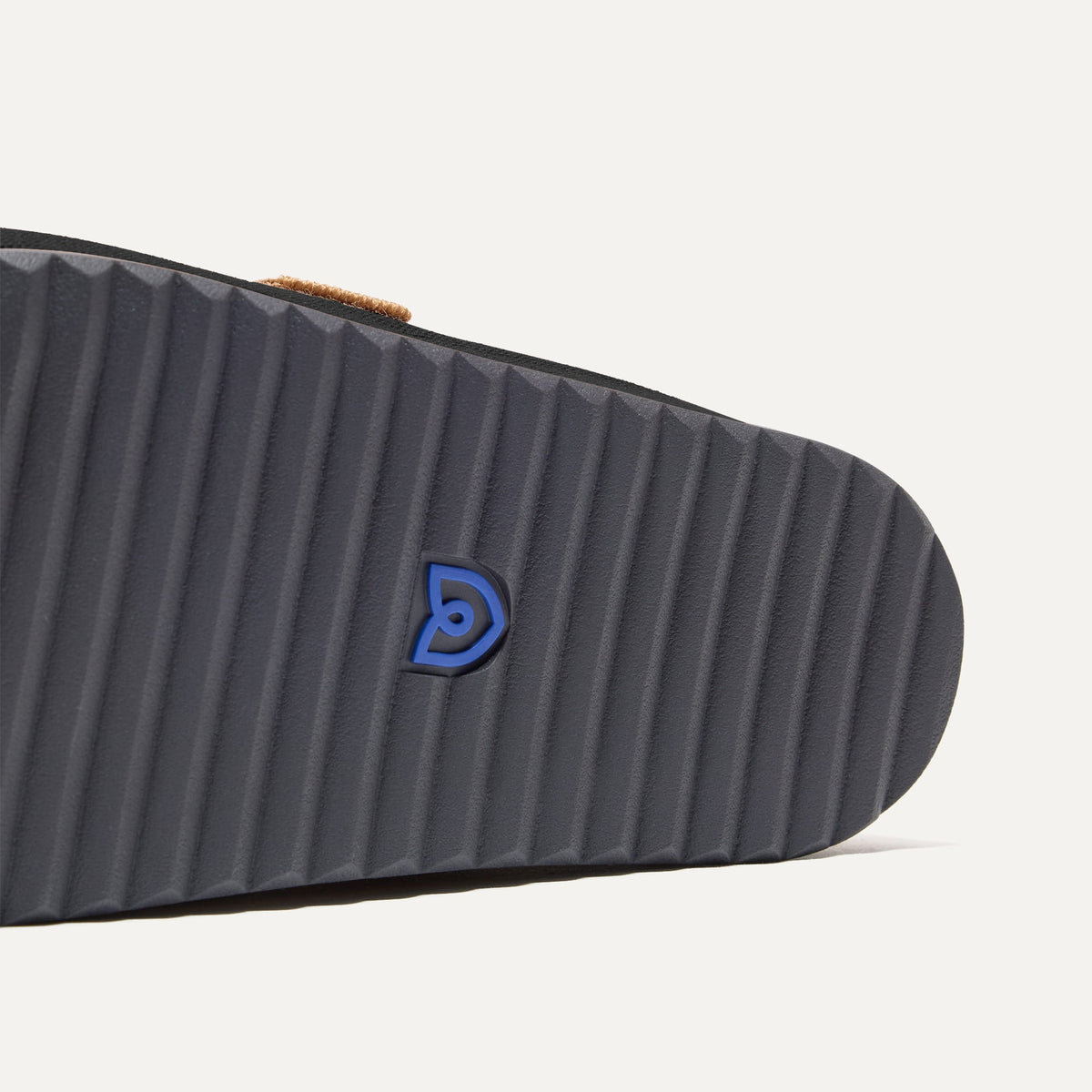 The Men's Clog in Soft Black | Rothys Men
