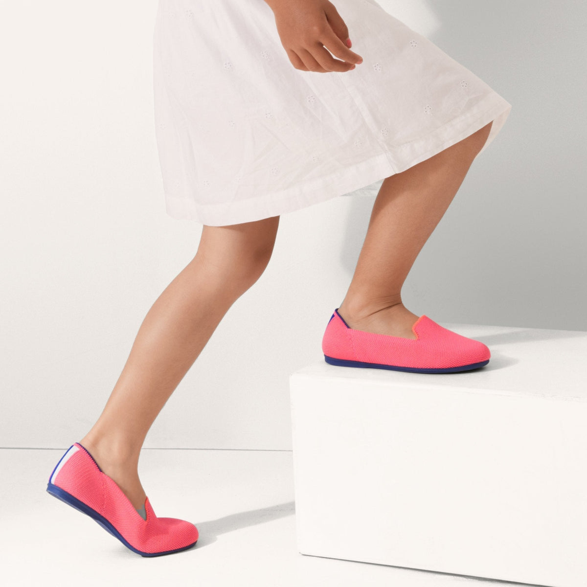 The Kids Loafer in Flamingo | Rothys Kids|New