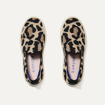 The Kids Sneaker in Desert Cat | Rothys Kids|New