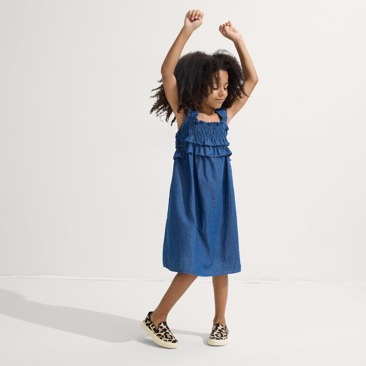 The Kids Sneaker in Desert Cat | Rothys Kids|New