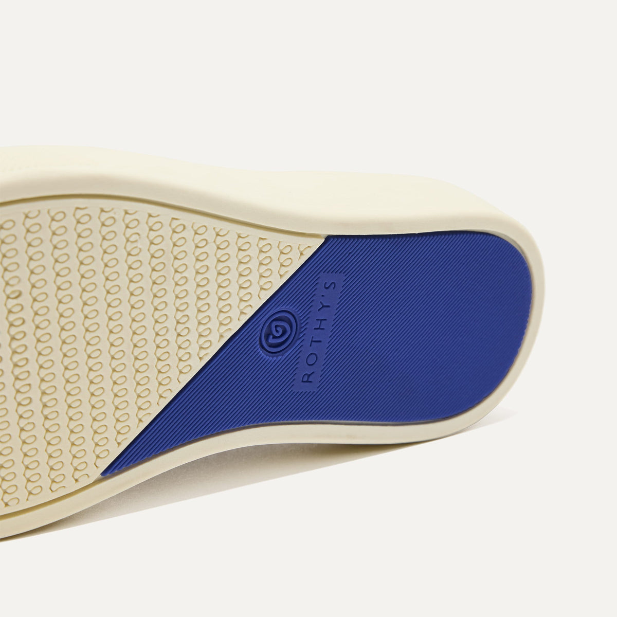 The Kids Sneaker in Desert Cat | Rothys Kids|New