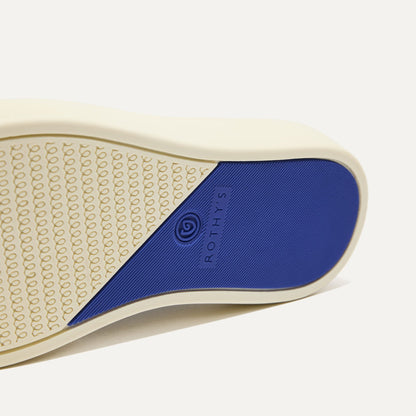 The Kids Sneaker in Spruce Camo | Rothys Kids|New