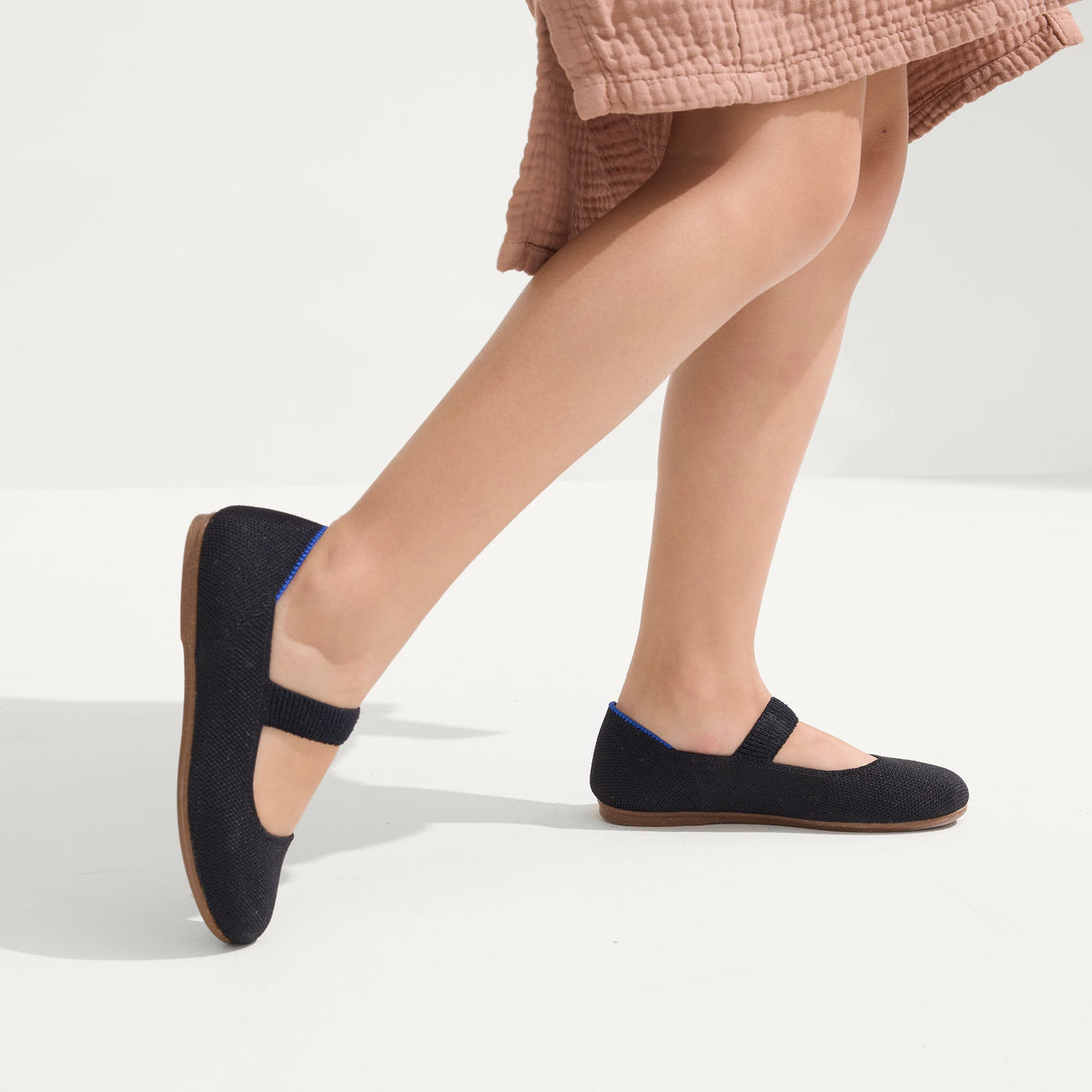 The Kids Mary Jane in Black | Rothys Kids|New