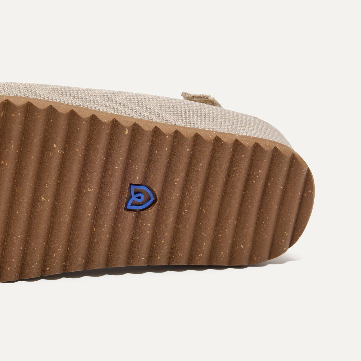The Kids Clog in Original Dove | Rothys Kids|New