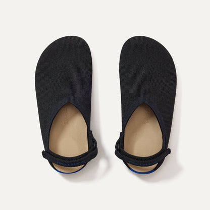 The Kids Clog in Original Black | Rothys Kids|New