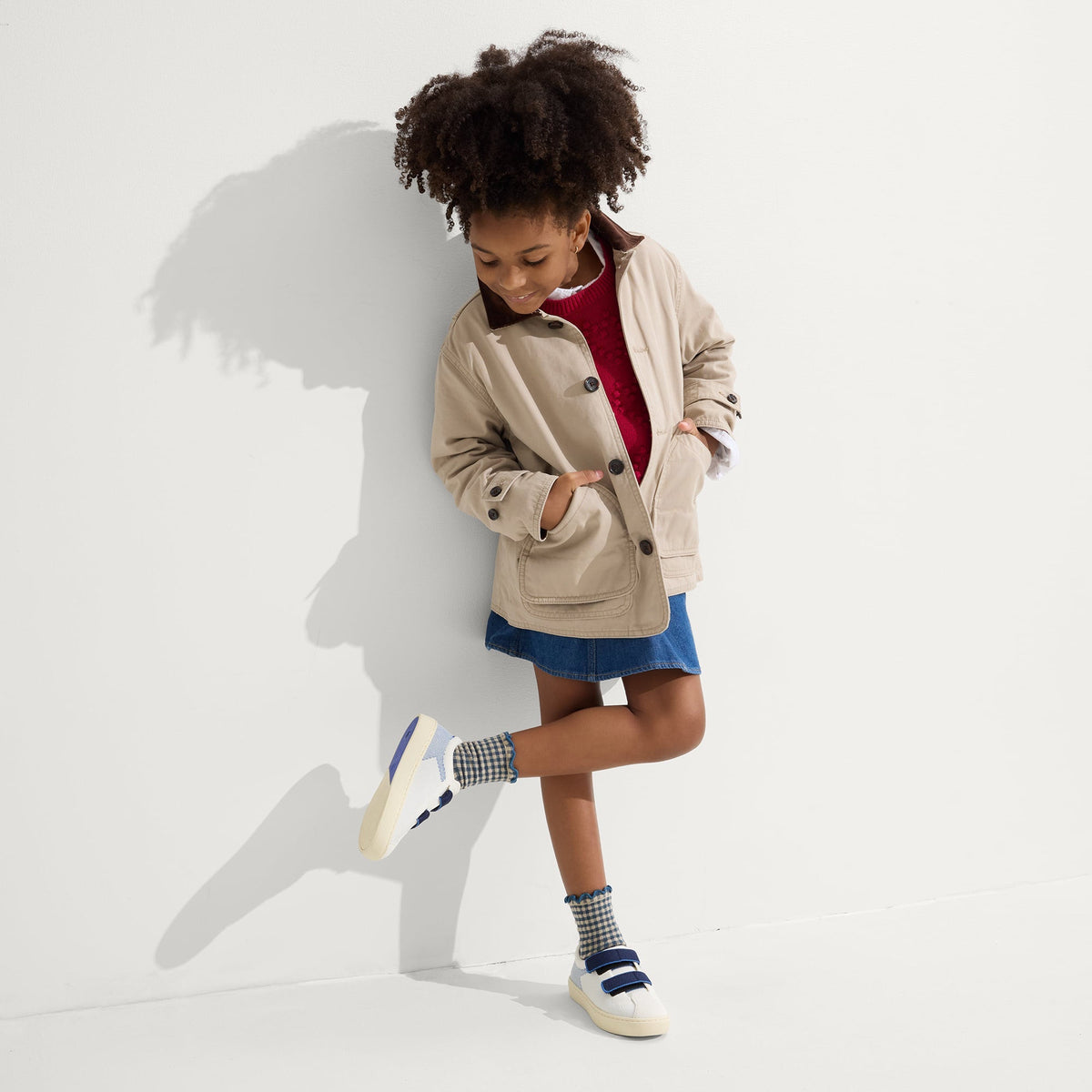 The Kids Strap Sneaker in Blue Raspberry | Rothys Kids|New