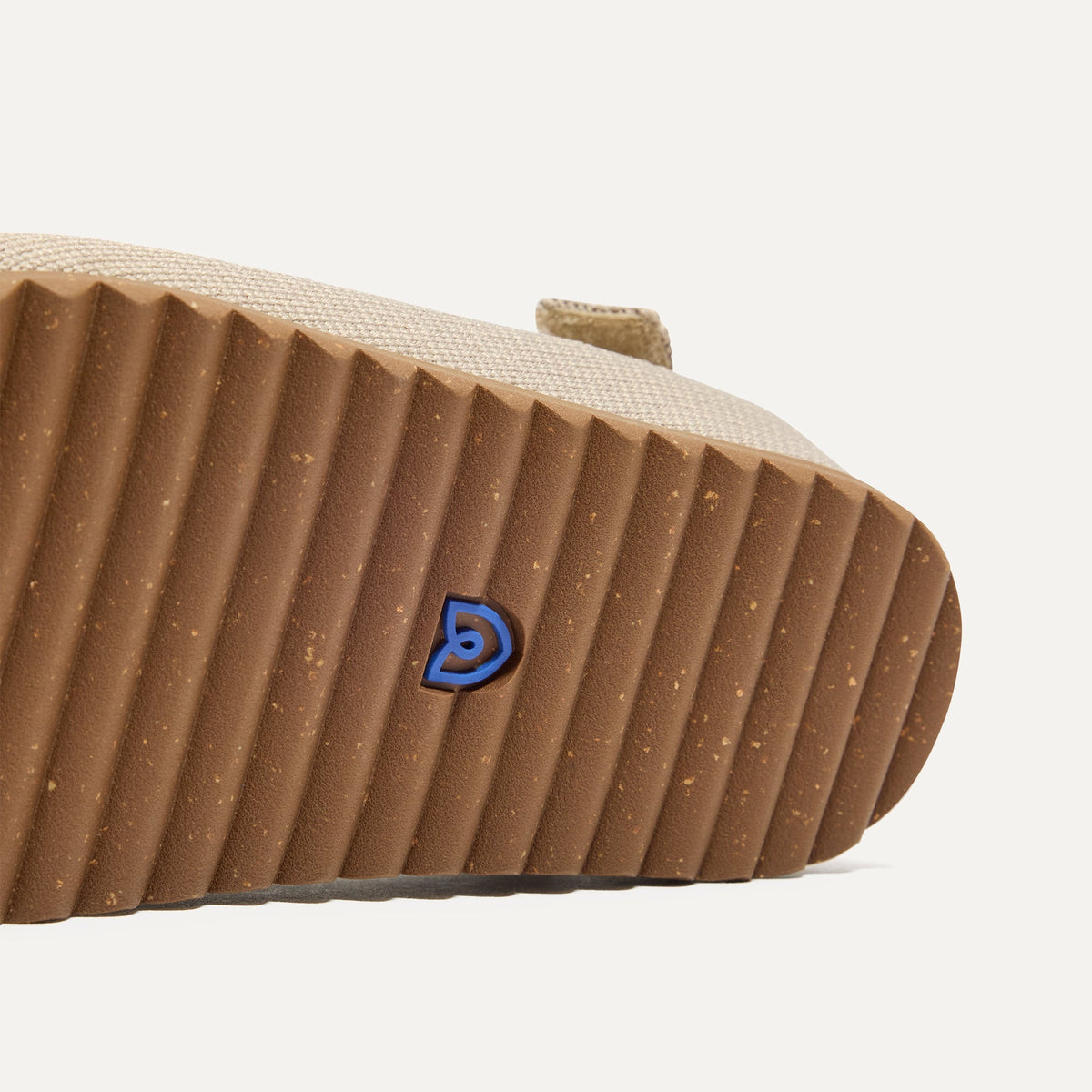 The Kids Clog in Dove | Rothys Kids|New