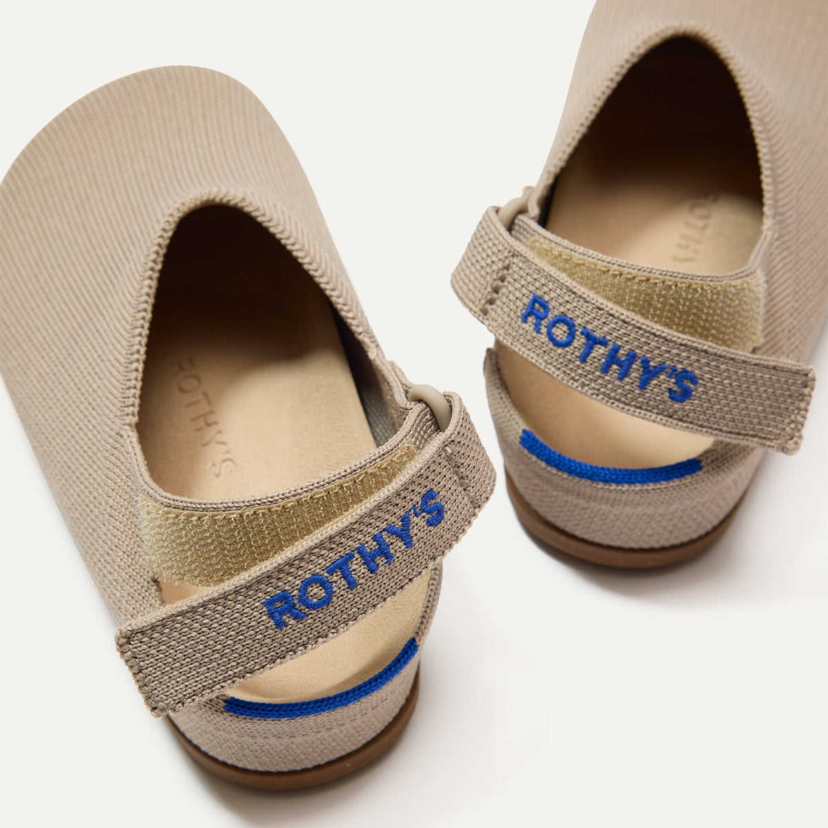 The Kids Clog in Dove | Rothys Kids|New