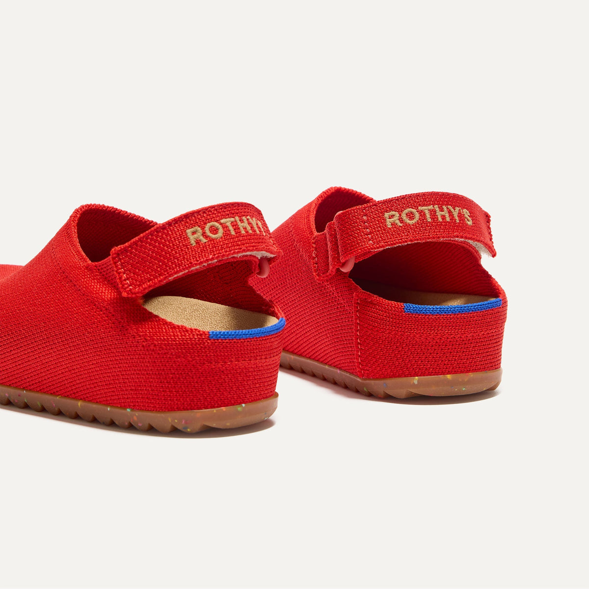 The Kids Clog in Firetruck Red | Rothys Kids|New
