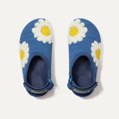 The Kids Clog in Indigo Daisy | Rothys Kids|New