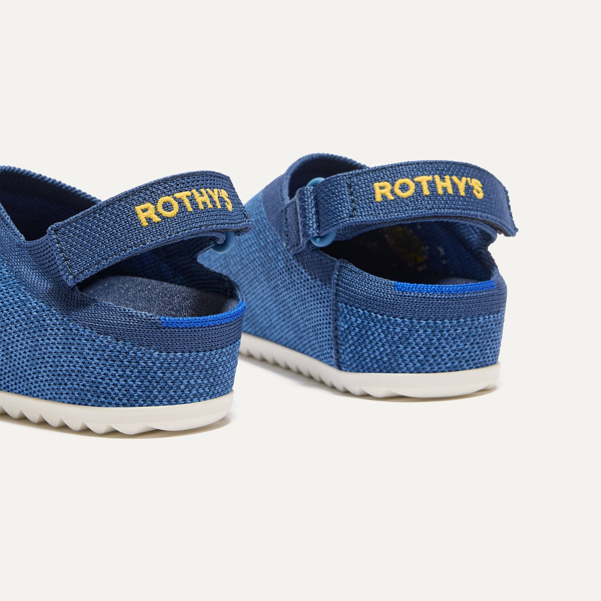 The Kids Clog in Indigo Daisy | Rothys Kids|New
