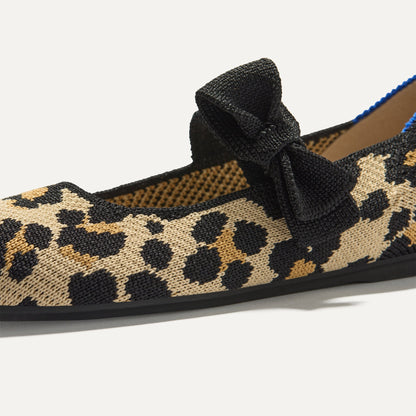 The Kids Tux Bow Mary Jane in Kitty Cat | Rothys Kids|New