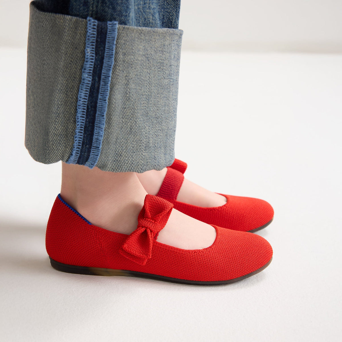 The Kids Tux Bow Mary Jane in Bright Red | Rothys Kids|New