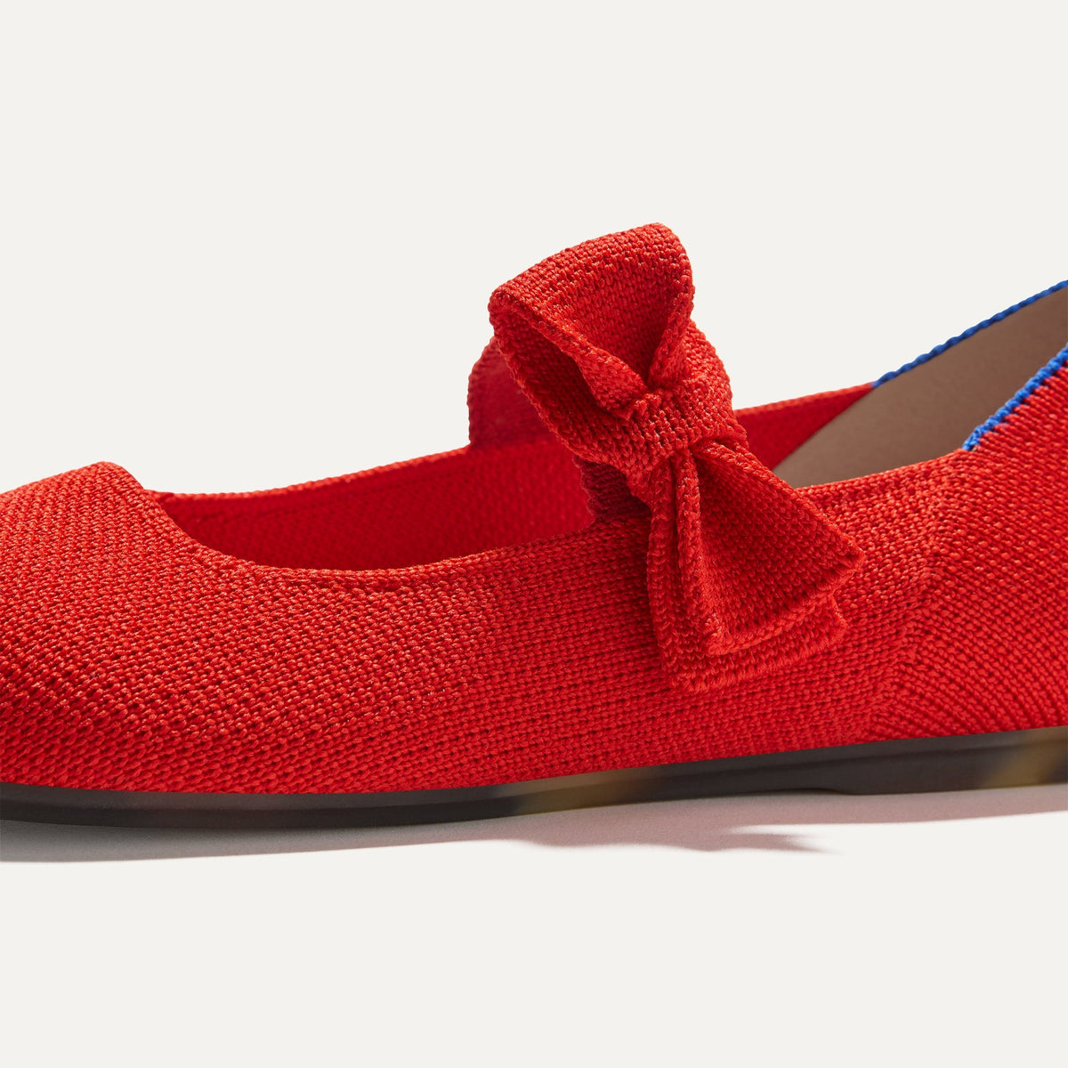 The Kids Tux Bow Mary Jane in Bright Red | Rothys Kids|New