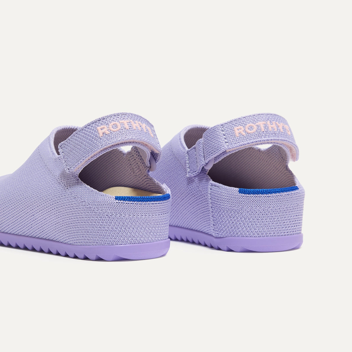 The Kids Clog in Soft Orchid | Rothys Kids|New