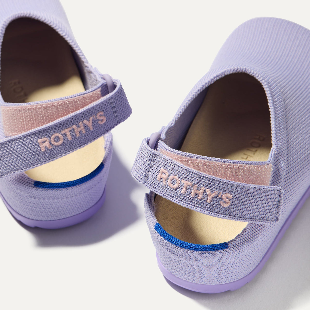 The Kids Clog in Soft Orchid | Rothys Kids|New