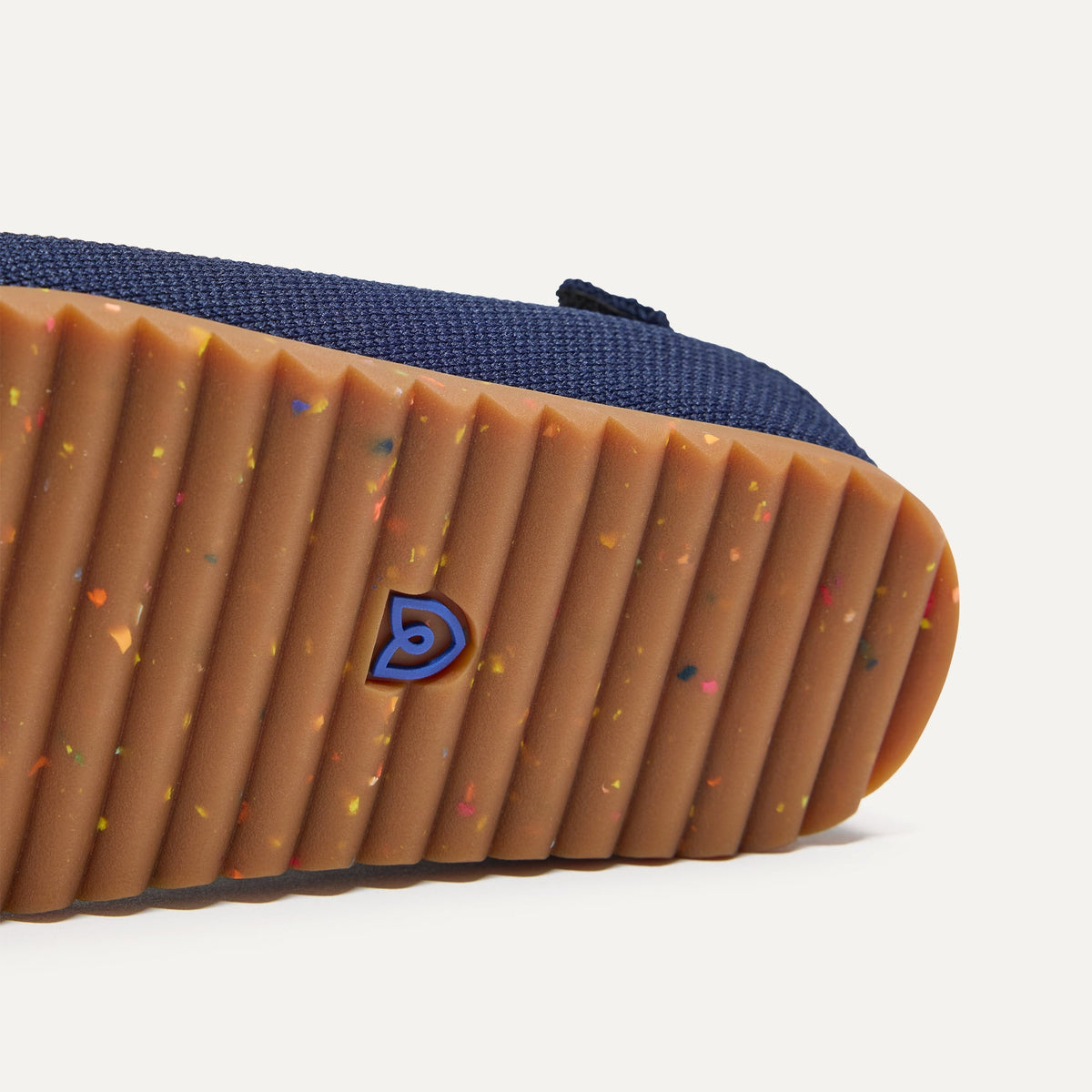 The Kids Clog in Deep Navy | Rothys Kids|New