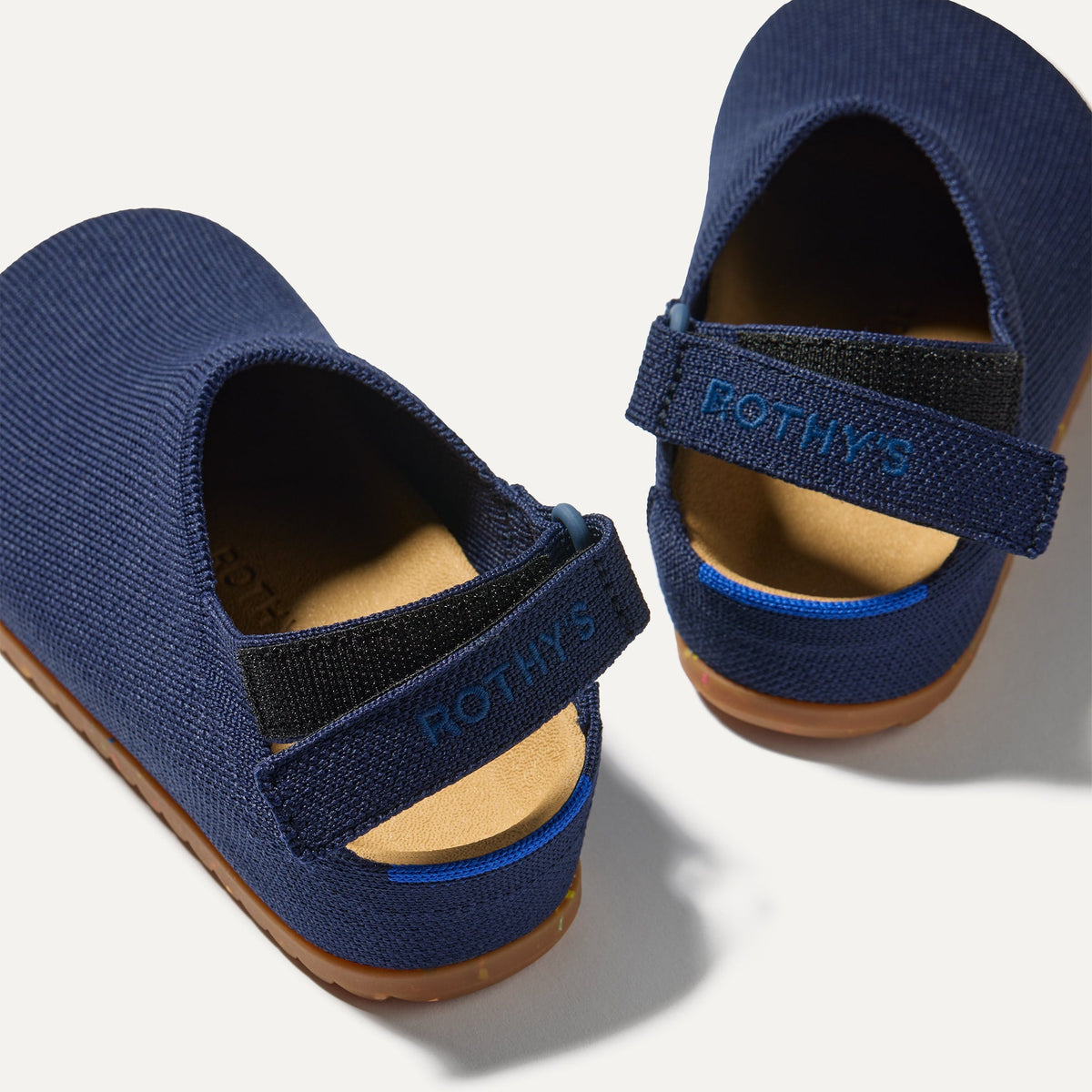The Kids Clog in Deep Navy | Rothys Kids|New