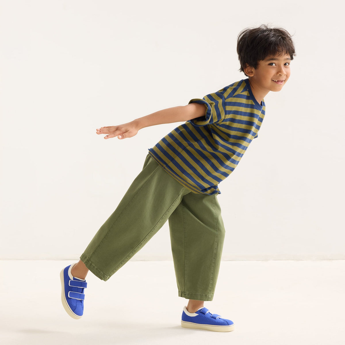 The Kids Strap Sneaker in Buoy Open-Knit | Rothys Kids|New